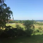 Εξοχικό σπίτι L'arbre A Guyonvelle